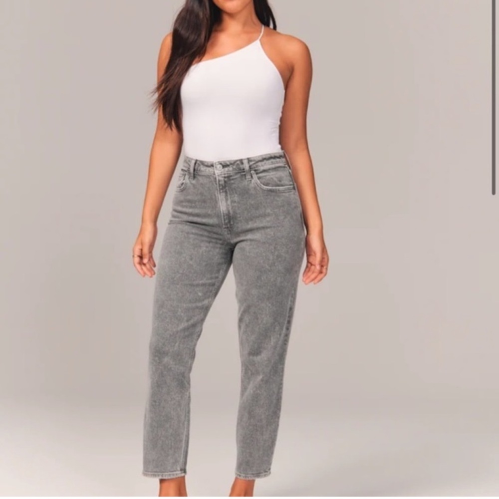 Abercrombie & Fitch Jeans The Mom High Rise Grey Size 28 Short